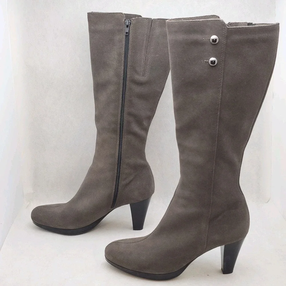 EUC La CANADIENNE Taupe Suede Non-Slip Lined Winter Boots Mid-Calf Women Size 8M